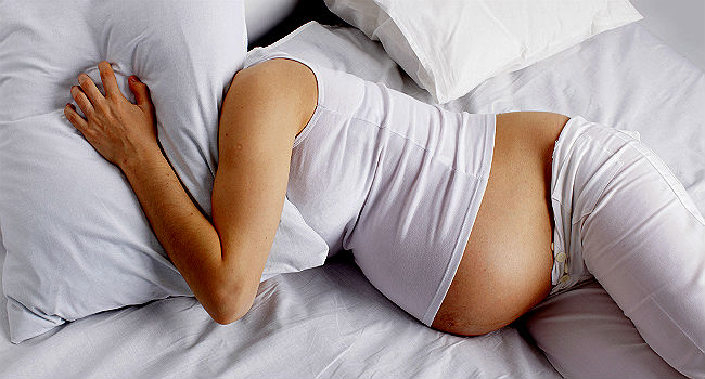 Por que a insônia é tão comum na gravidez