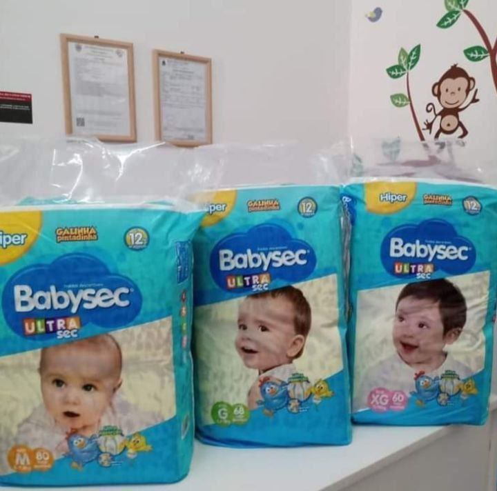 Kit C/ 2 Pcts de Fralda Babysec UltraSec Galinha Pintadinha (M-G-XG)