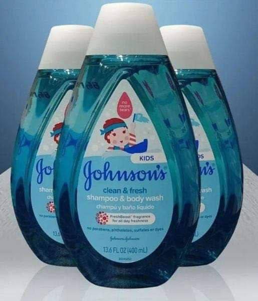 Johnson's Baby Shampoo Infantil Cheiro Prolongado, 400ml Johnson's Baby Shampoo Infantil Cheiro Prolongado, 400ml