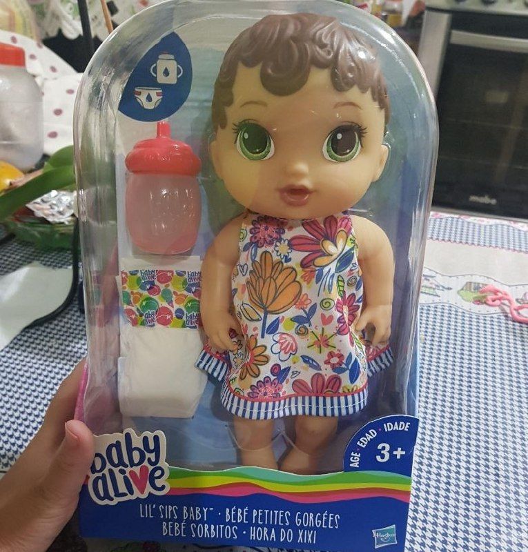 Brinquedo Boneca Baby Alive Hora do Xixi Morena - Com roupinha removível e acessórios - E0499 - Hasbro