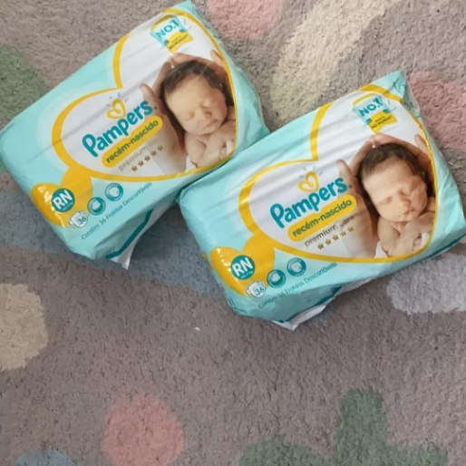 Kit Fralda Pampers Premium Care RN+ com 60 Unidades