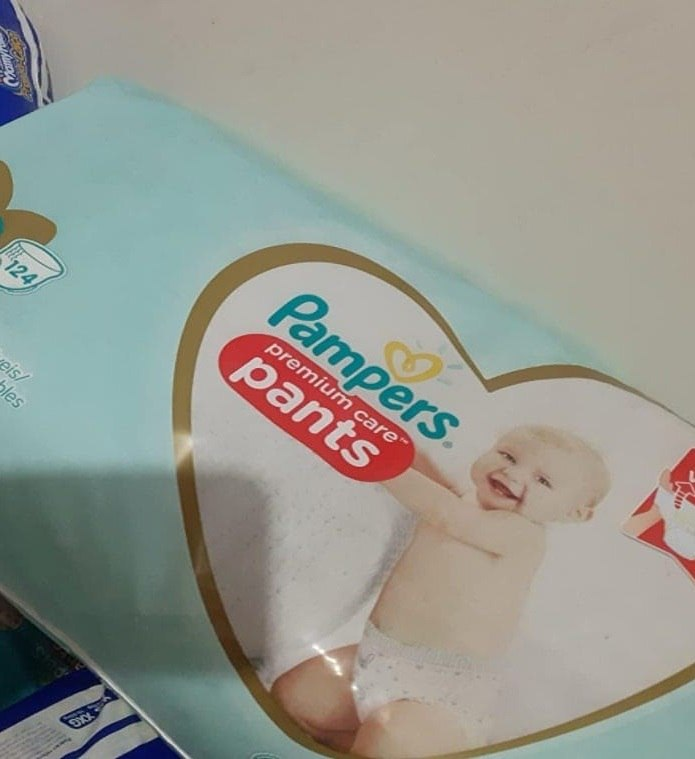 Fralda Pampers Pants Premium Care M 124 Unidades Em Promoção No Mamãe