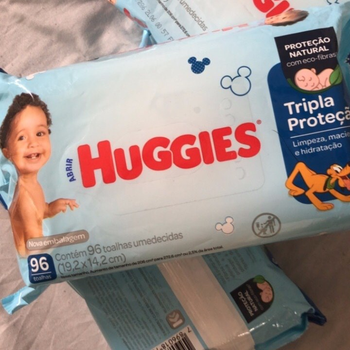 Toalhas Umedecidas Huggies Tripla Proteção com 96 unidades