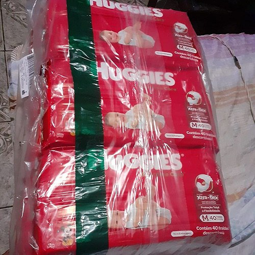 Fralda Huggies Supreme Care M - 240 Fraldas
