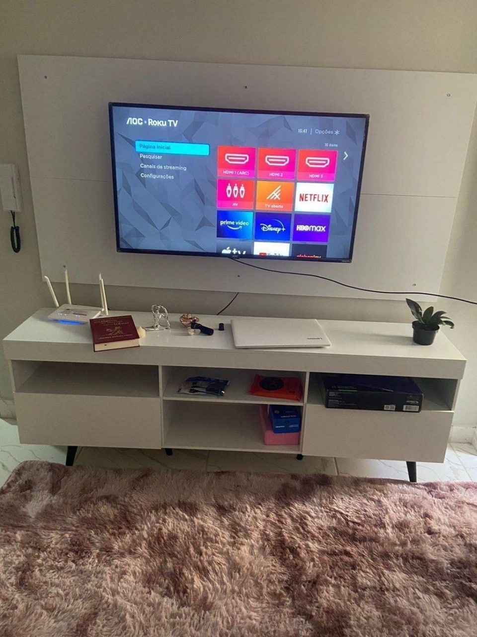 Rack c/ Painel TV 65" e Pés Retrô Flórida Multimóveis Branco*