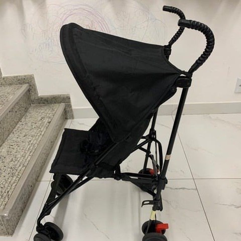 Carrinho de Bebê Umbrella Quick Voyage - Preto