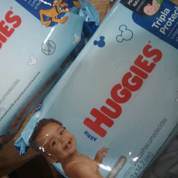 Toalhas Umedecidas Huggies Tripla Proteção 96 unidades