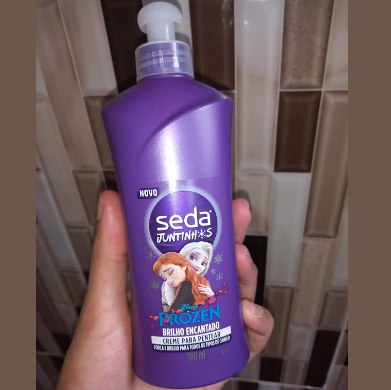 Creme para Pentear Infantil Frozen Seda Juntinhos Brilho Encantado Frasco 300ml, Seda