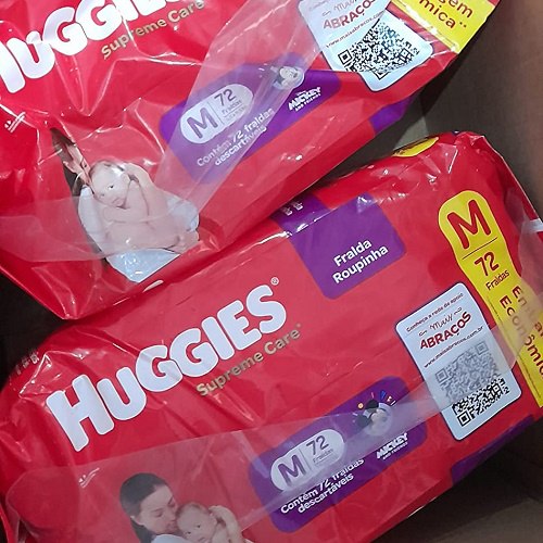 Fralda Huggies Supreme Care Roupinha M - 72 fraldas