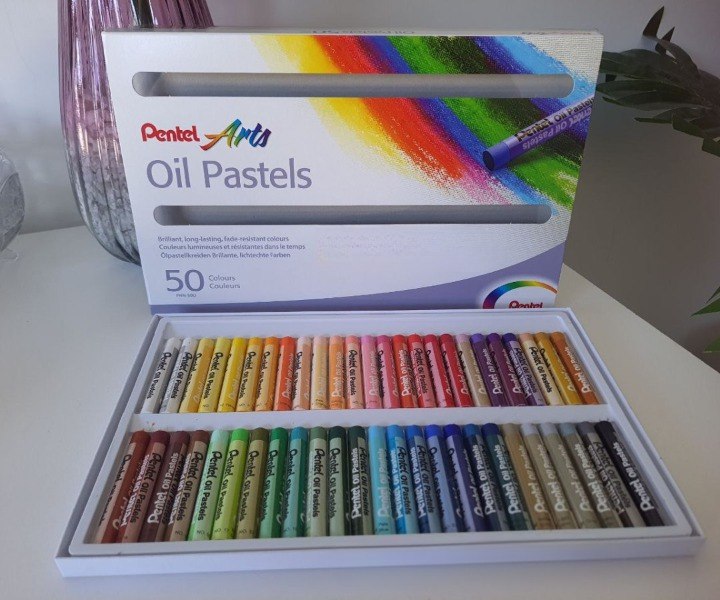 Giz Pastel Oleoso Pentel Para Desenhar Com 50 Cores