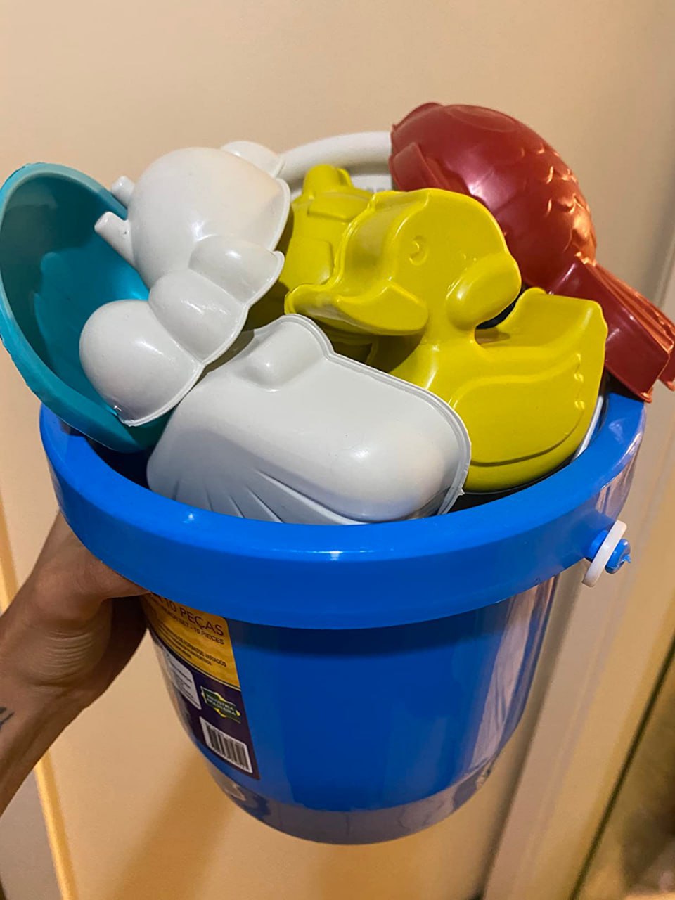 KIT PRAIA 10 PEÇAS COM BALDINHO 18cm - CORES SORTIDAS