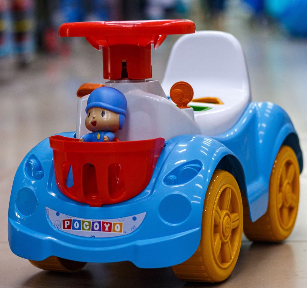 Totokinha Pocoyo + Boneco de Vinil Cardoso Toys