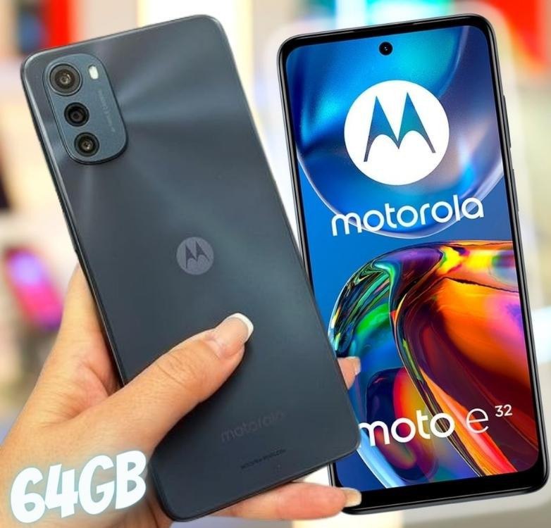 Smartphone Motorola Moto E32 64GB 4G Tela 6.5" IPS Câmera Tripla 16MP Selfie 8MP Android 11