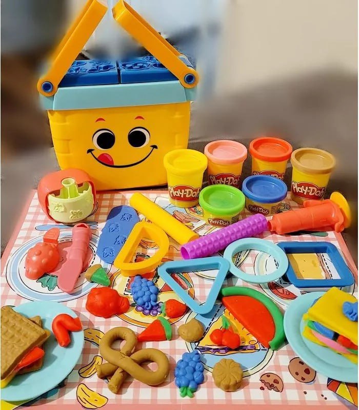 Só Hoje ‼️ Faça chuva ou faça sol, o Picnic Shapes Starter Set é um piquenique infantil perfeito para qualquer momento🤩