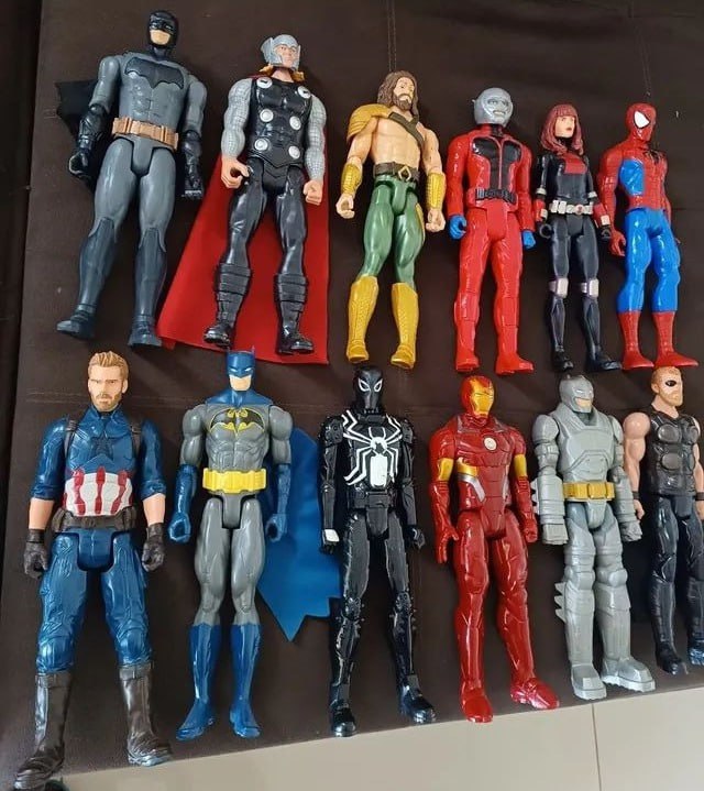 Até 37% OFF em Bonecos Marvel Hasbro ⚡️