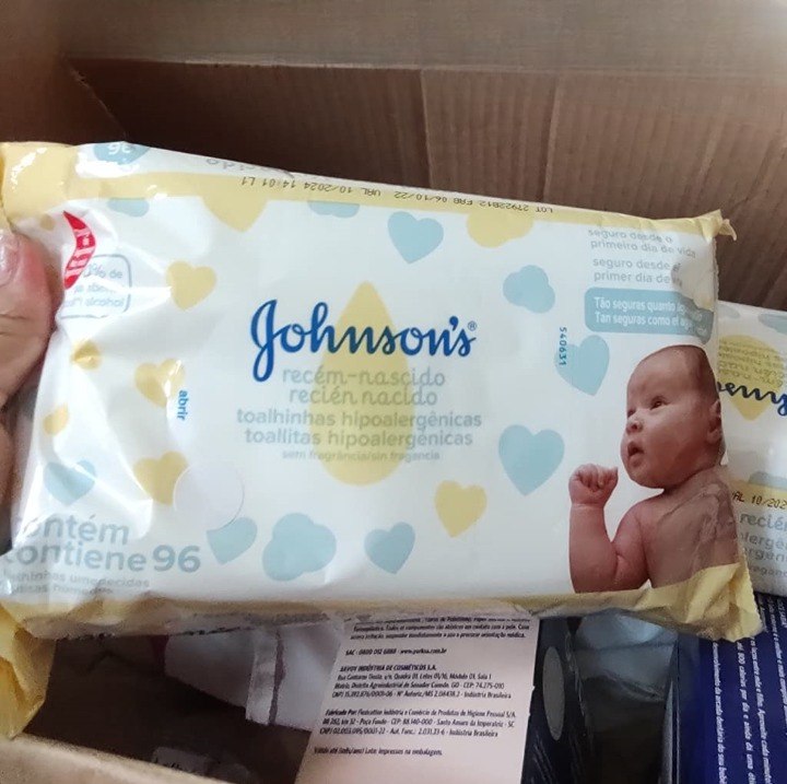 Johnson's Baby Lenços Umedecidos Baby Recém Nascido, 48 unidades