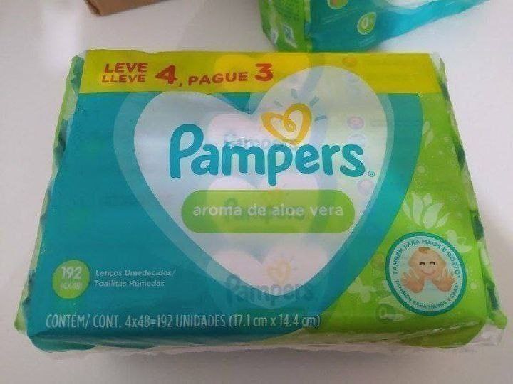 Lenços Umedecidos Pampers Aroma de Aloe Vera 192 Unidades 4 pacotes