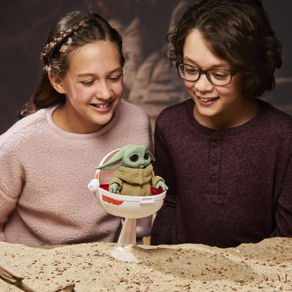 Acima de 200 em outras lojas....YODA NA NAVE  por R$ 99 😍 ‼️Todo Fã de Star Wars tem que ter‼️