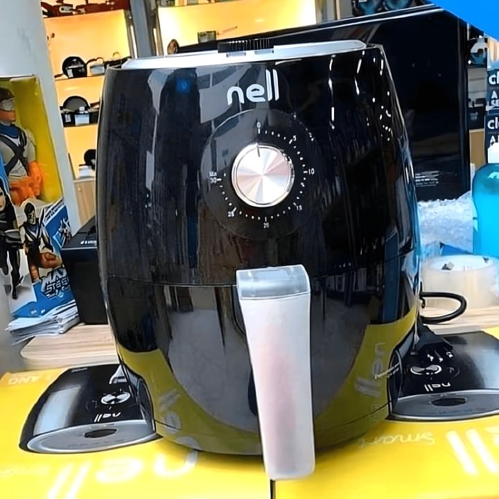 Fritadeira Elétrica sem Óleo/Air Fryer Nell Smart - Preta 2,4L com Timer
