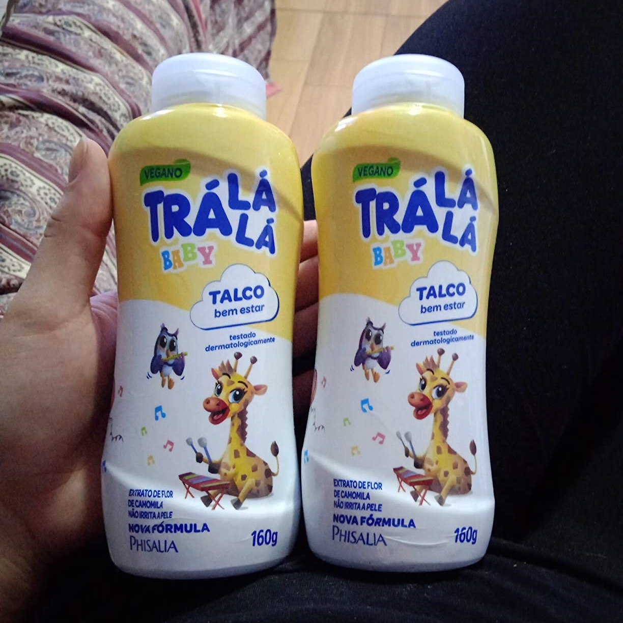 Talco Bem Estar Personagem, Trá Lá Lá Baby, Branco e Amarelo, 160 g
