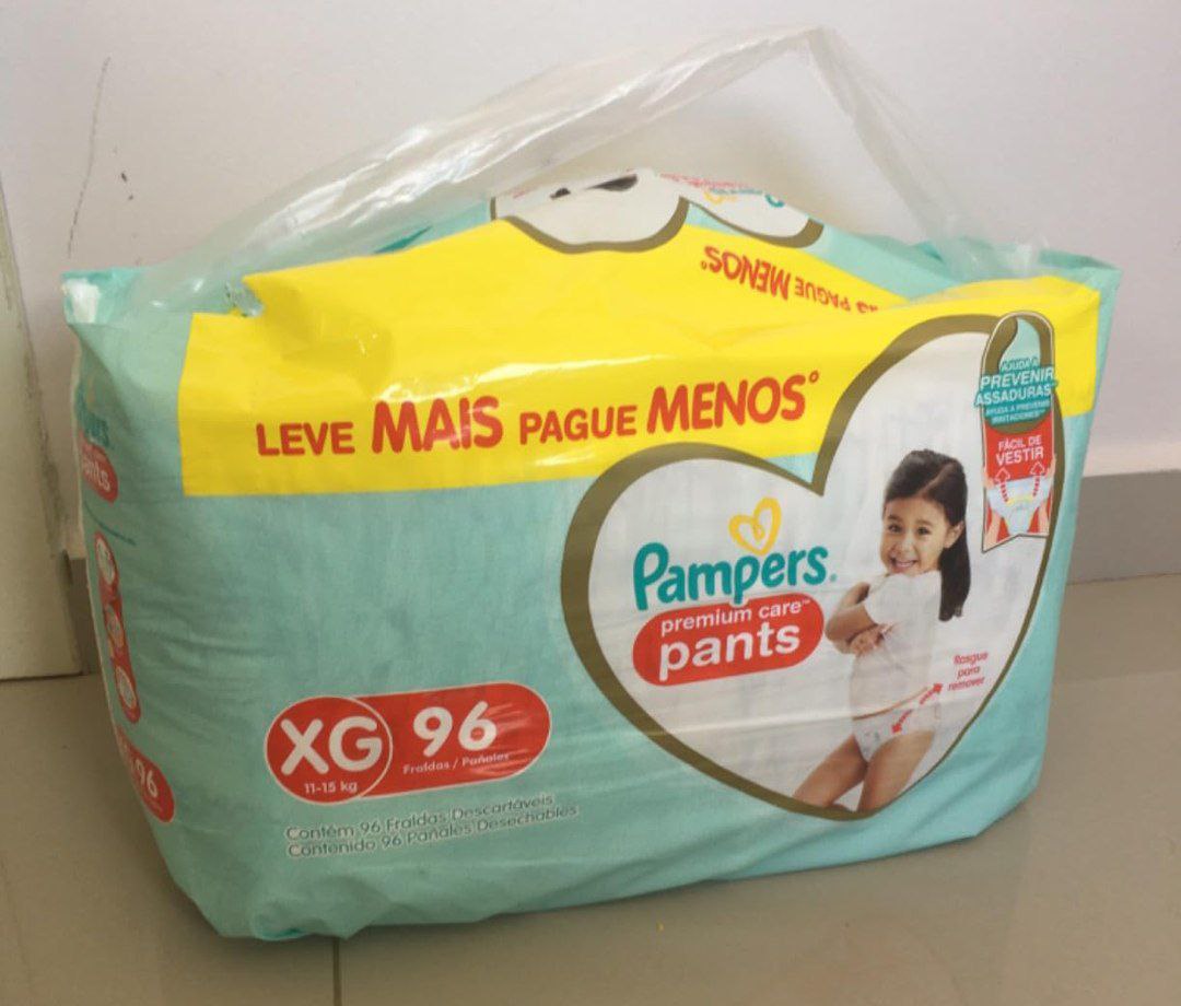 Fralda Pampers Pants Premium Care XG com 96 Unidades