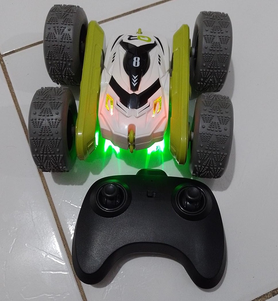 Carrinho de Controle Remoto Quick Run Car 4X4 (PRETO)