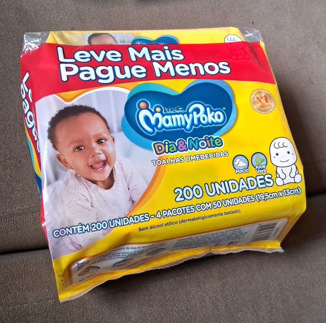 Toalhas Umedecidas, Mamypoko Dia&Noite - Pack 200un(4×50) por R$28.49(R$7.13 cada pacotinho)