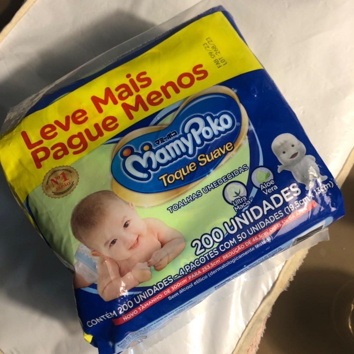 Lenço Mamypoko Com 200 Toque Suave (4 pacotes)