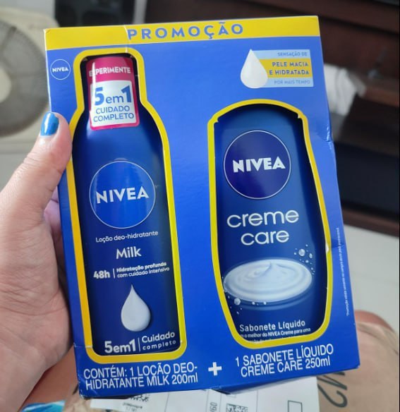 NIVEA Kit Loção Hidratante Milk Pele Seca a Extrasseca 200ml + Sabonete Líquido Creme Care 250ml-embalagem variável