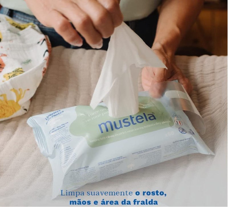 Toalhas Umedecidas à Base de Plantas Mustela 60 unidades