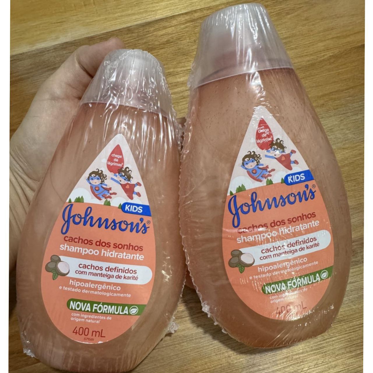 Johnson's Baby Shampoo Infantil Para Cabelos Cacheados Cachos Dos Sonhos, 400ml