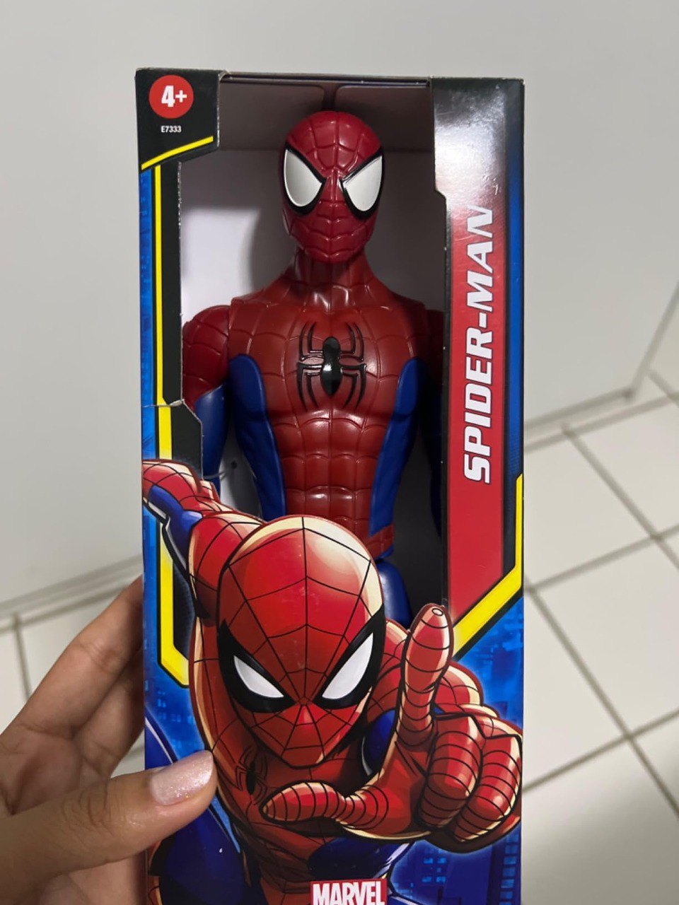 Marvel, Boneco Homem-Aranha Titan Hero Series, Vermelho