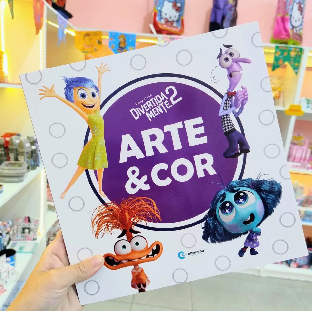 Mega Livro de Colorir Arte e Cor Divertida Mente 2