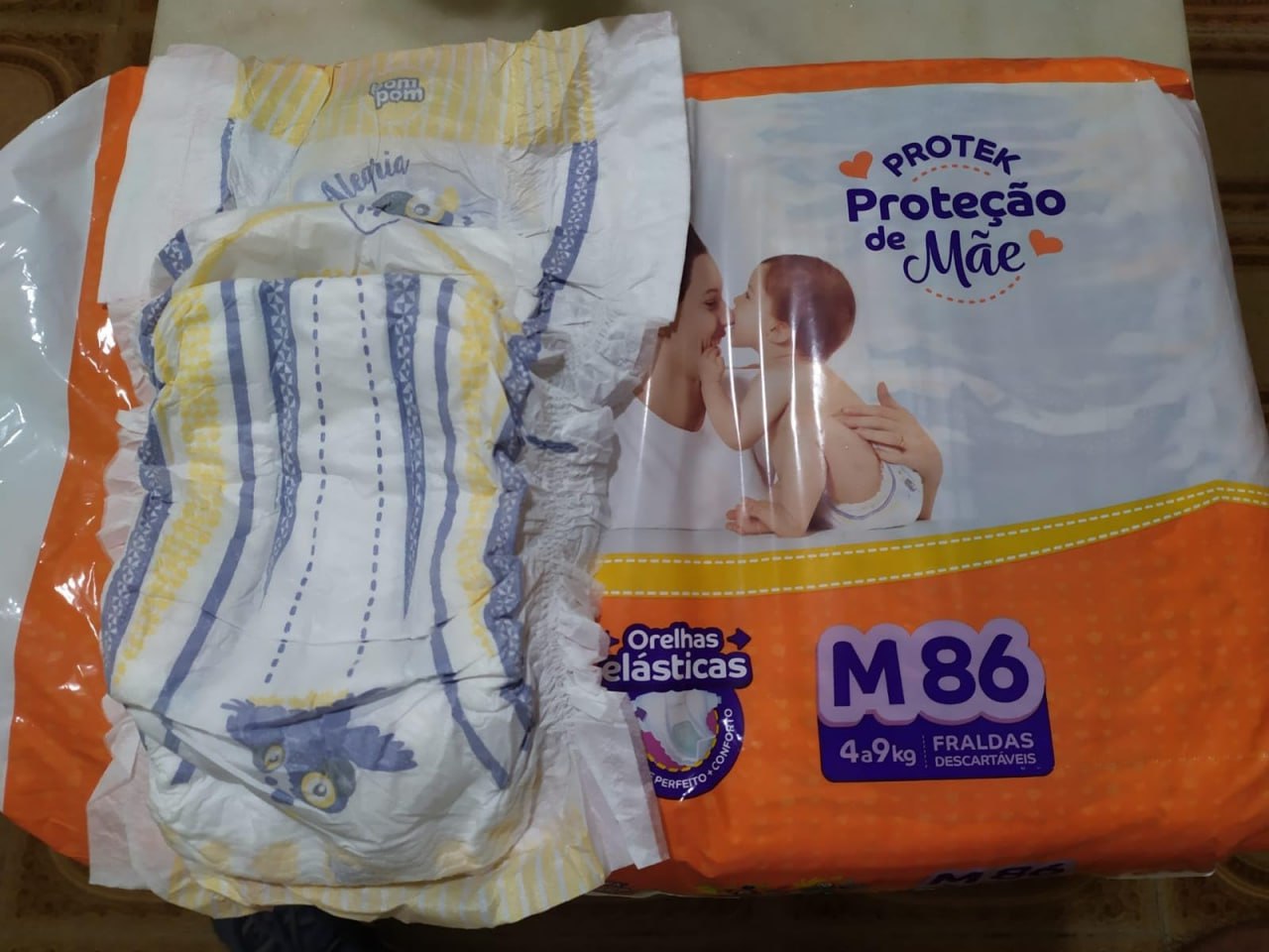 Fralda Pom Pom Protek Proteção de Mãe Hiper M 86 Unidades