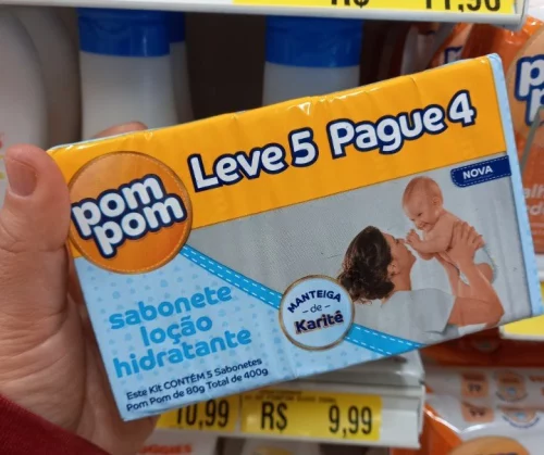 Kit Sabonete em Barra Pom Pom Loção Hidratante com 5 unidades de 70g cada
