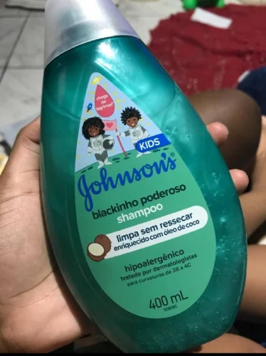 Shampoo Para Cabelos Crespos Johnson's Blackinho Poderoso 400ml