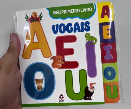 Meu Primeiro Livro - Vogais