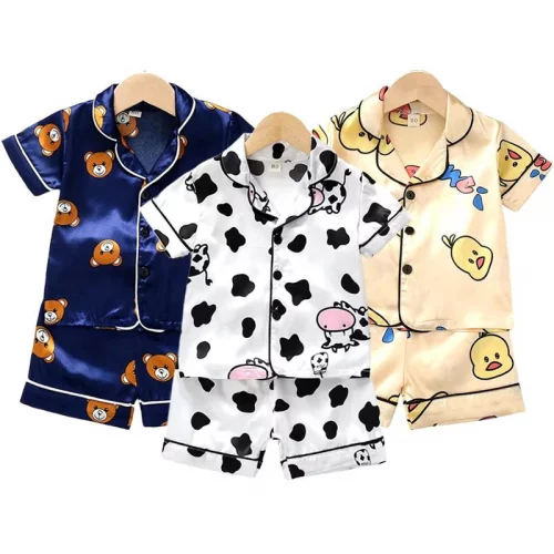 Summer Baby Boys Meninas Pijamas De Seda Conjunto Pijama Para Crianças Satin Cartoon Manga Curta + Shorts Roupa De Noite
