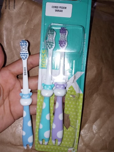 👉🏻 Combo Econômico 3 Escovas Dentais Infantil Kess