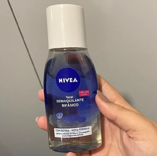 💙 Remove maquiagem s/ agredir a pele! ♻️ R$ 17,29 c/ recorrência