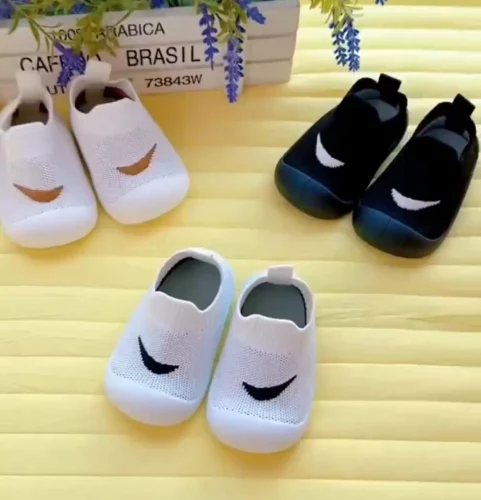 SAPATINHO LINDO CONFORTÁVEL E ESTILOSO😍