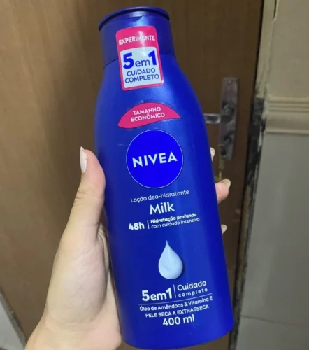 HIDRATAÇÃO PROFUNDA QUE DURA O DIA TODO!