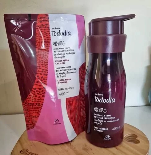 Kit Creme Nutritivo para o Corpo Tododia Cereja Negra e Praliné com Refil (2 produtos)