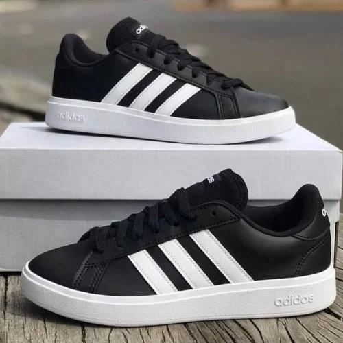 O MAIOR CLÁSSICO DA ADIDAS