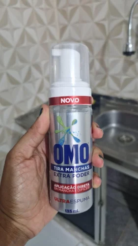 OMO Tira-Manchas Ultra Espuma Extra Poder Frasco 135Ml