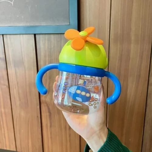 Copo Infantil Com Canudo De Silicone 300ml