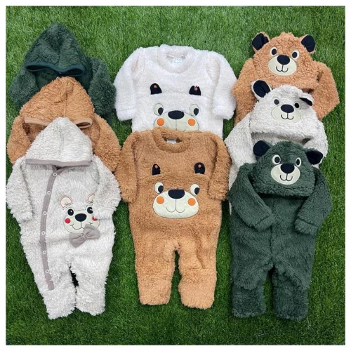 Macacão para bebê em sherpa (pelúcia) masculino