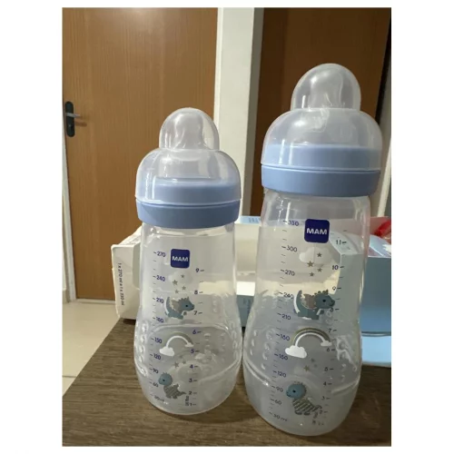 MAM Baby Kit 2 Mamadeiras Easy Active Set, 270ml e 330ml Com Formato Ergonômico e Fácil de Segurar para Crianças 2+ Meses com Bico de Silicone Skinsoft, Azul