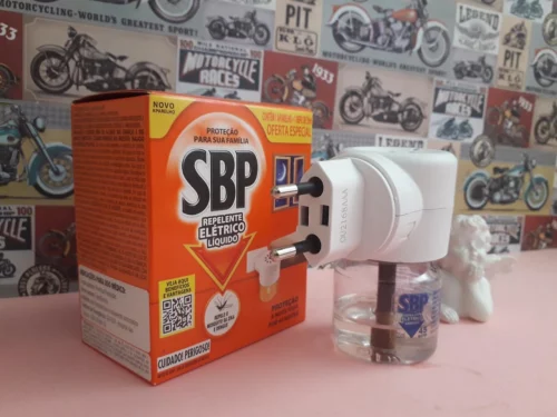 Aproveitem pq os mosquitos esse ano parecem que tão com alguma mutação,