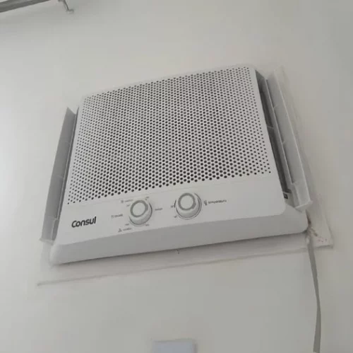 Ar condicionado janela 7500 BTUs Consul frio eletrônico com design moderno - CCN07FB 110V